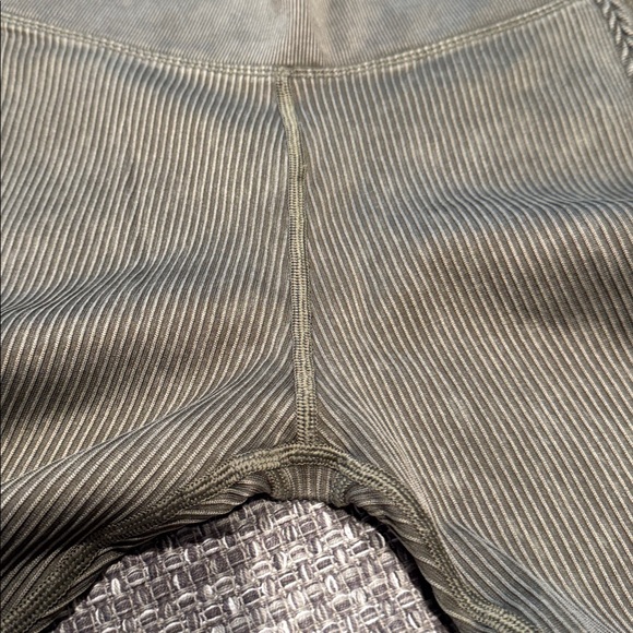 Aerie offline high rise seamless leggings NWT - Picture 4 of 7